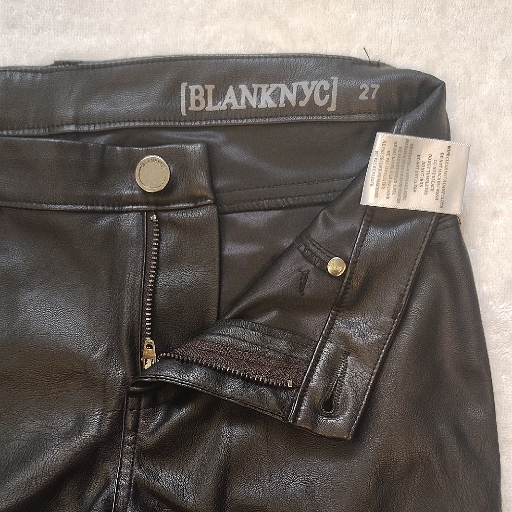 Blank NYC Women's Black Skinny Jeans - Picture 4 of 4